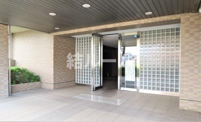 富士見市ふじみ野東２丁目の賃貸マンションのエントランス