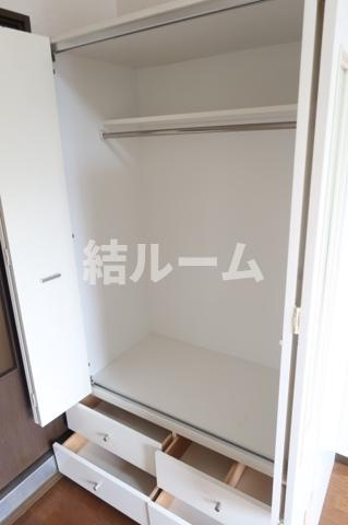 富士見市ふじみ野東２丁目の賃貸マンションの収納