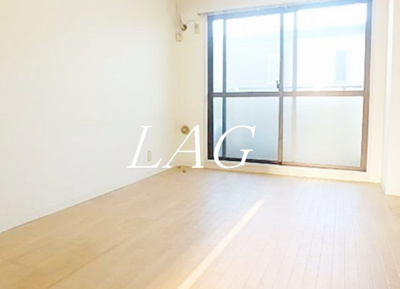 【居間・リビング】 | ウインザーパレス川口 | 洋室のお部屋です。