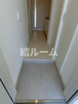 所沢市旭町の賃貸マンションの玄関