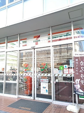 ＭＡＩＳＯＮ　ＤＥ　Ｍの周辺
