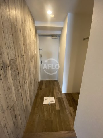 Wolf Pack Apartmentの玄関|Wolf Pack Apartment（ウォルフパークアパートメント  ）　玄関