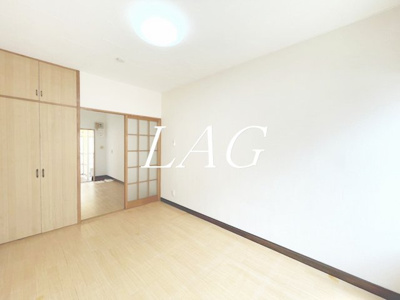 【居間・リビング】 | メーゾン三ツ木  | 洋室のお部屋です。