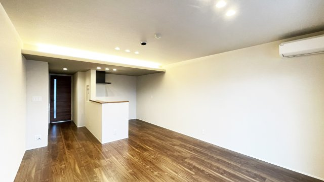 ベレオ安宅の居間・リビング