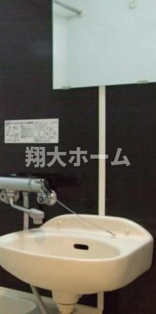 ルーブル両国の洗面所