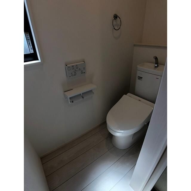 Ｋｏｌｅｔ柏逆井＃０６のトイレ|清潔感のあるトイレです