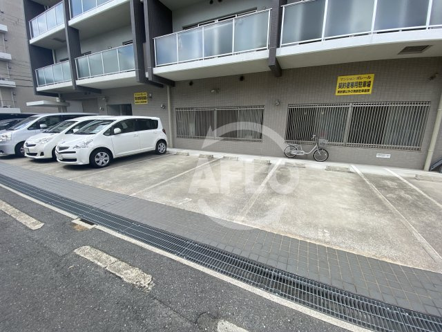 ポレールの駐車場|ポレール