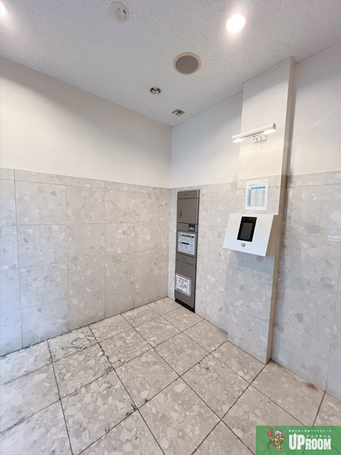 サムティイースト白壁のロビー