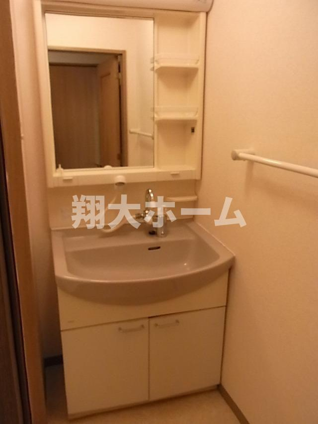 クォーレ東館西館の洗面所