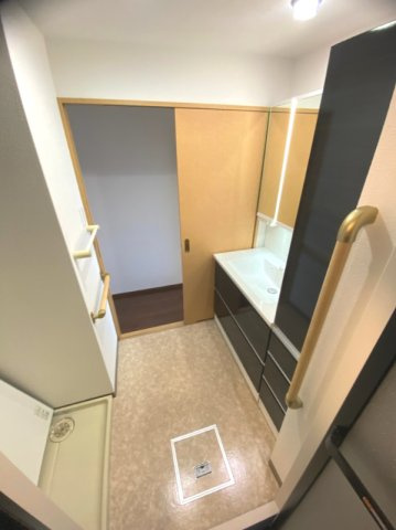 リバティパーク枚方　B棟の脱衣所