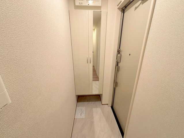 D-ROOM上新庄の玄関