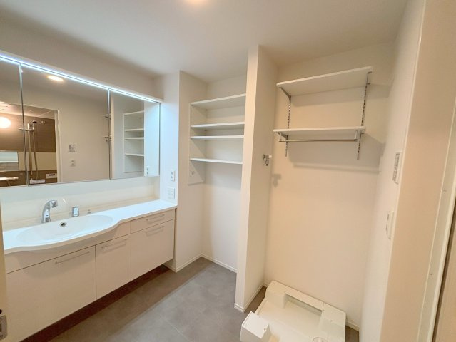 D-ROOM上新庄の洗面所