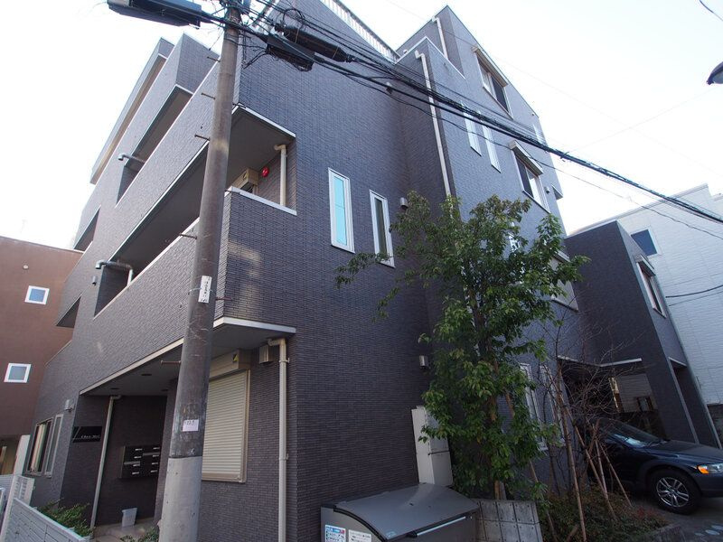 ＣＨＥＺ−ＭＯＩの外観