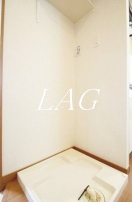 【設備】 | ＴＨＥ　ＩＴＡＢＡＳＨＩ　ＨＯＵＳＥ | 室内洗濯置き場です。