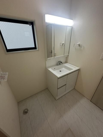 【洗面所】 | 国立市富士見台1丁目戸建て(クニタチシフジミダイイッチョウメコダテ)