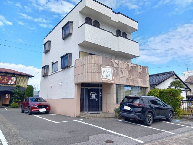 新田町2丁目　店舗付き住宅の外観|【外観】