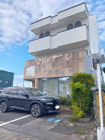 新田町2丁目　店舗付き住宅の外観|【外観】