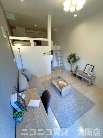 大阪市淀川区木川東１丁目のアパートの居間・リビング|CG画像です。家具家電付きではありません