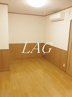 【居間・リビング】 | クォーレ東館西館 | 洋室のお部屋です。