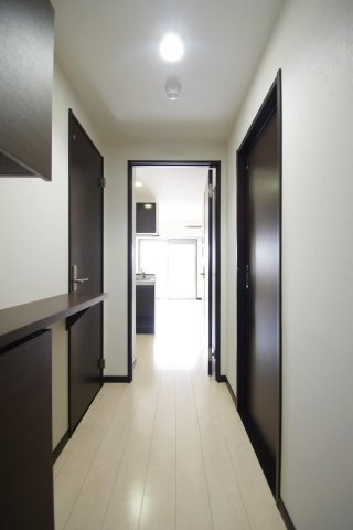 カーネリアン新屋敷の玄関