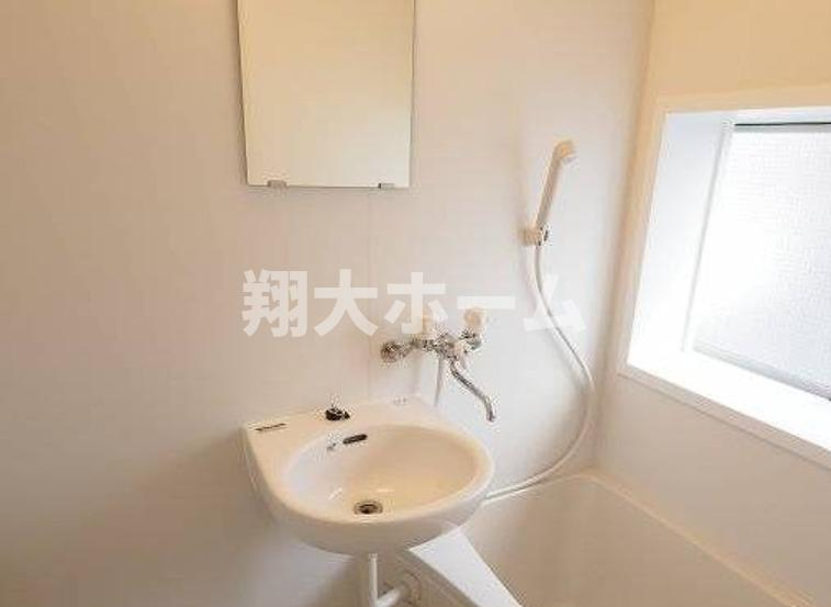 田口ビルの浴室