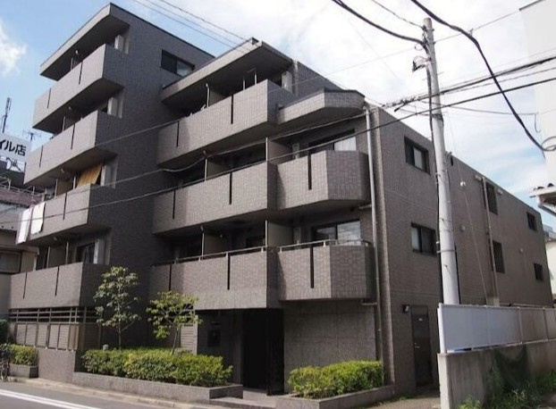 ルーブル新宿西落合参番館の外観