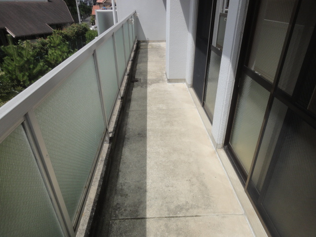 いなぱれす宝塚のバルコニー