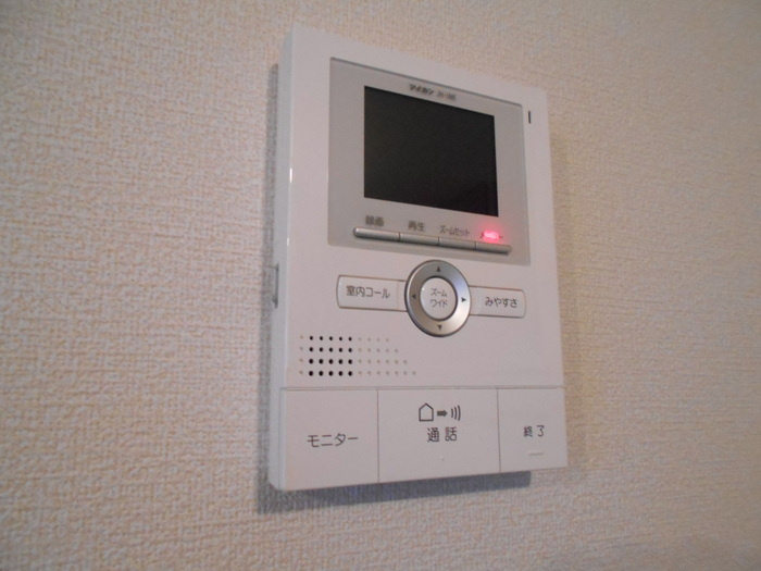 エルクレール Cの設備|TVモニター付インターホン