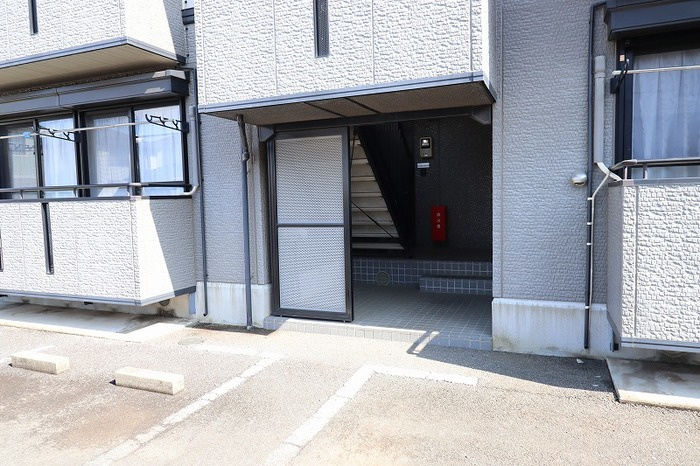 エルクレール Cのエントランス|エントランス