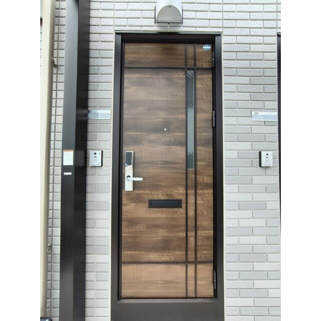 トレゾール土樋の玄関