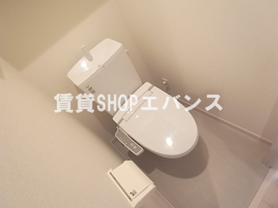 【トイレ】 | リブリ・習志野鷺沼 | 清潔感のあるトイレです
