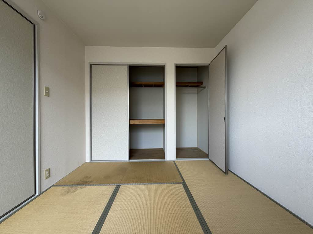 バリュージュ富の原Eの収納