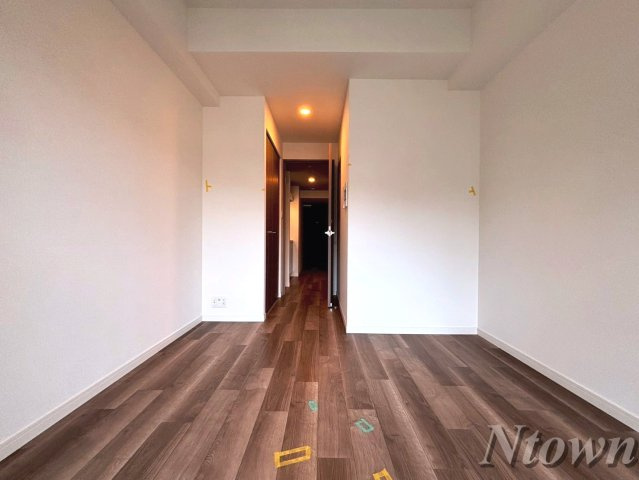 【その他】 | S-RESIDENCE茶屋ヶ坂 | こちらのリビングで趣味の時間をお楽しみください