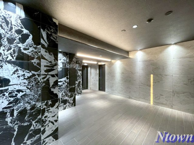 【ロビー】 | S-RESIDENCE茶屋ヶ坂 | 清潔なロビーです