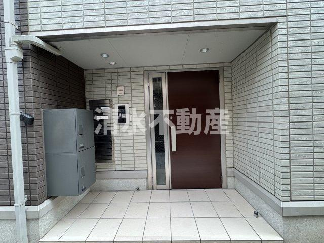 アンジュール練馬のエントランス|☆初期費用でお困りなら清水不動産までお気軽にお問い合わせください☆