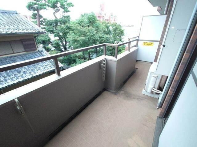 ローズマンション白糸台第３のバルコニー
