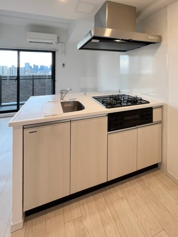 Ｍ－ＲＥＳＩＤＥＮＣＥ新大阪Ｇａｒｄｅｎのキッチン