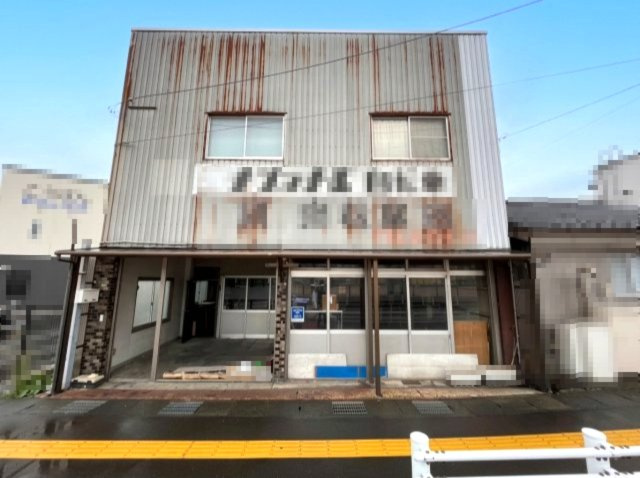 敦賀市松原町中古店舗併用住宅