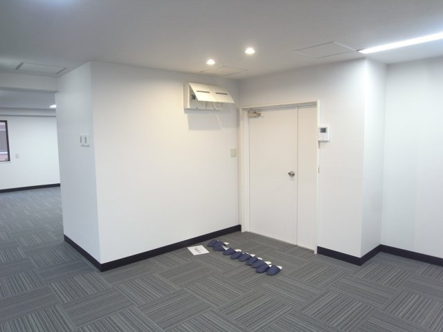 吹田市江坂町１丁目の店舗事務所