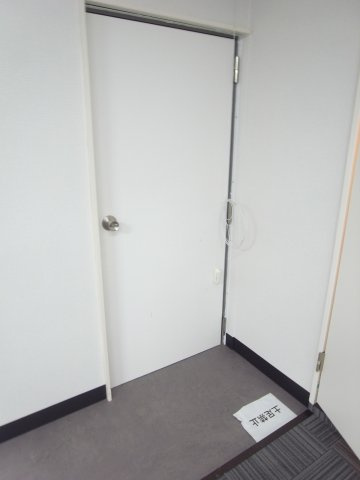 吹田市江坂町１丁目の店舗事務所