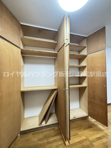 ☆天井付近まで高さのある収納☆