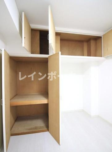 ポルシェ朝霞台の収納