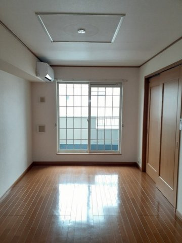 【居間・リビング】 | ハイツ　クレイン | おしゃれな居間です