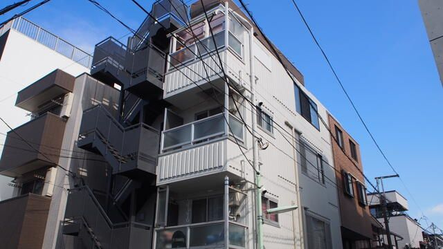 パレス横尾の外観