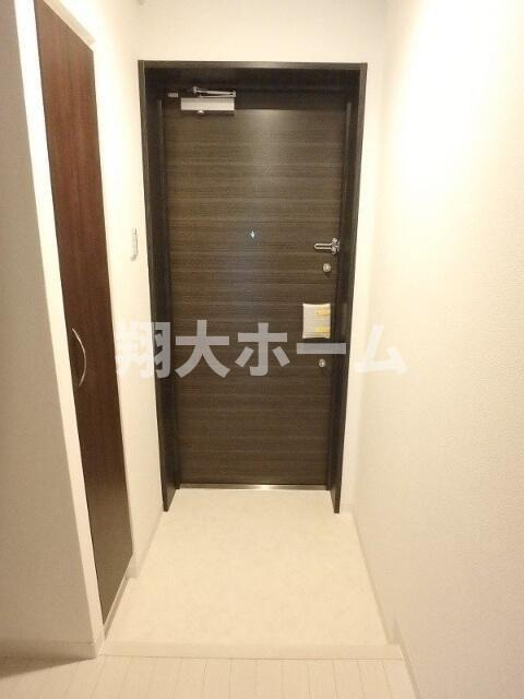 セルリアンパーク根岸の玄関