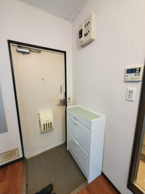 カルチャーコーポⅡの玄関
