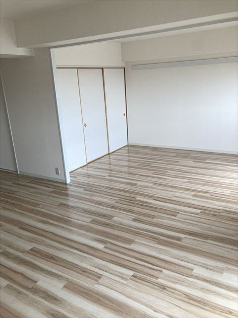 ピーチヒル加茂の居間・リビング