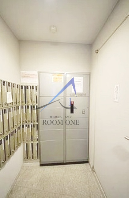 ダイナシティ高円寺のその他共用部分|宅配ボックスです。