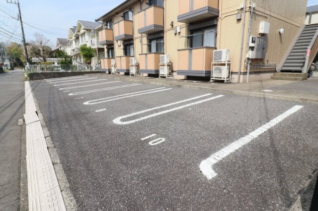 Ｄｅａｒｃｏｕｒｔの駐車場|駐車場