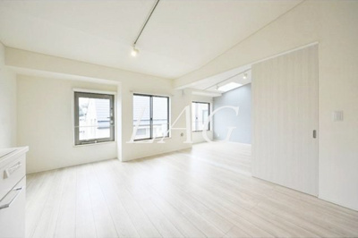 【居間・リビング】 | グランエッグス経堂 | 洋室のお部屋です。